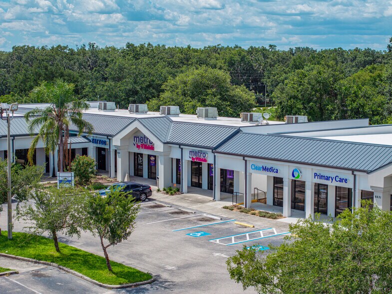 More Photos Of 6645 S Florida Ave, Lakeland Storefront For Sale