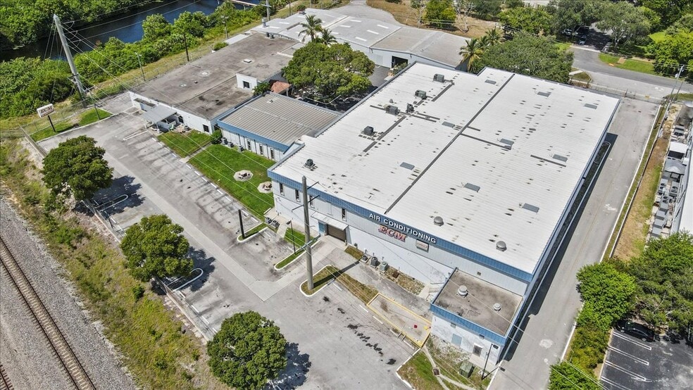 More Photos Of 1500 NW High Ridge Rd, Boynton Beach Warehouse For Sale