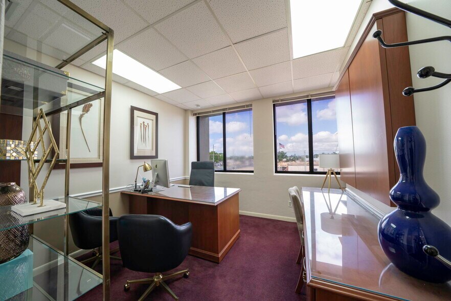 More Photos Of 3949 Evans Ave, Fort Myers Medical For Lease