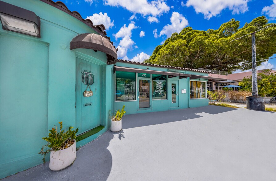 Primary Photo Of 7613-7617 Biscayne Blvd, Miami Storefront Retail Office For Sale