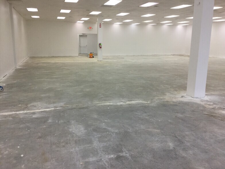 More Photos Of 32 Massa Dr, Kingston General Retail For Sale