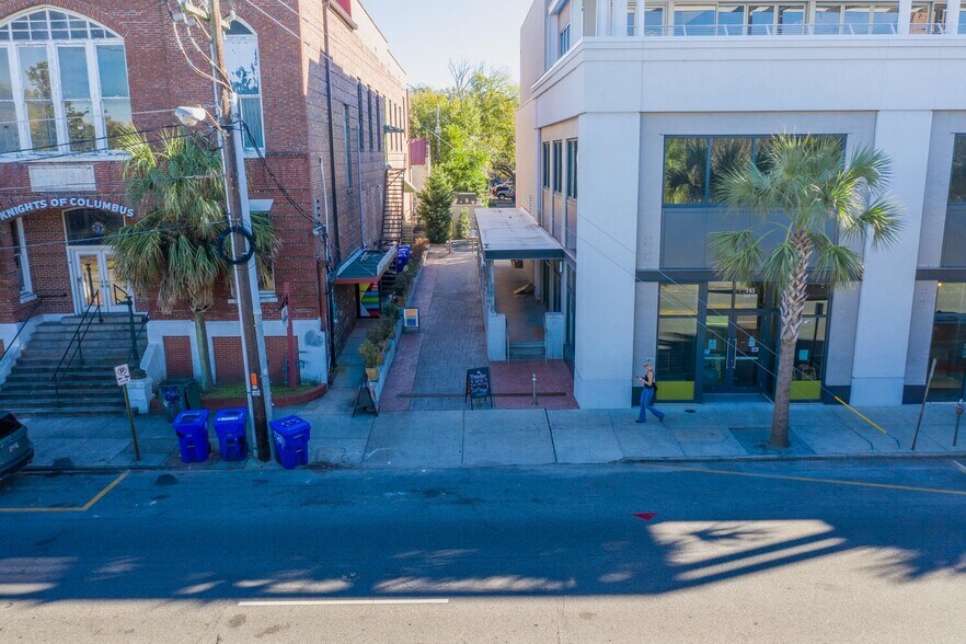 More Photos Of 145 Calhoun St, Charleston Storefront For Lease