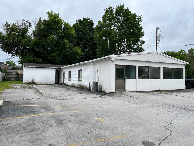 More Photos Of 20 N Main St, Honeoye Falls Restaurant For Sale