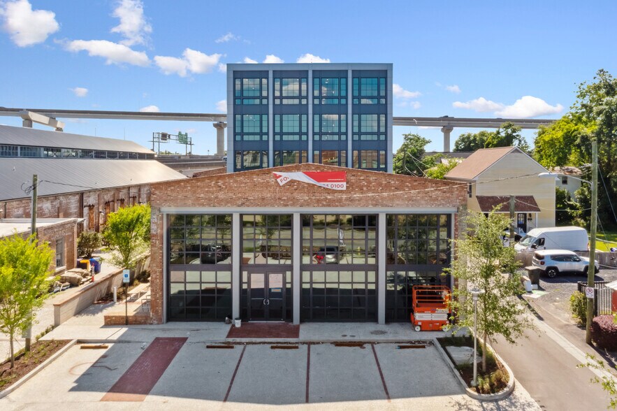 More Photos Of 651 Meeting St, Charleston Office Residential For Lease