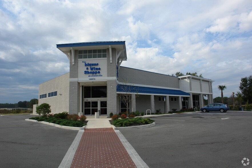 More Photos Of 14451 W Newberry Rd, Newberry Freestanding For Lease