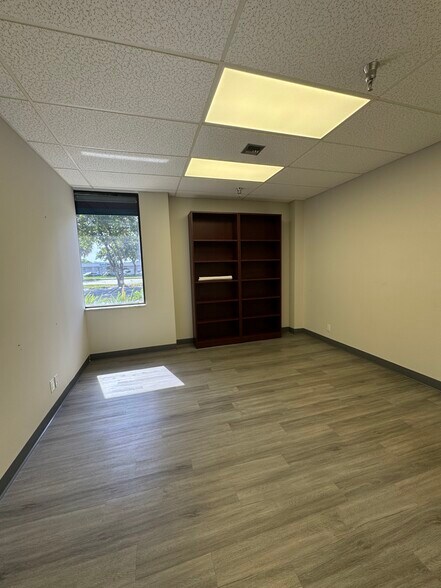 More Photos Of 3245-3341 W McNab Rd, Pompano Beach Warehouse For Lease