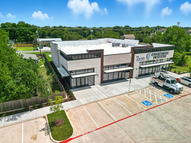 More Photos Of 3114 McKinney St, Melissa Storefront Retail Office For Lease