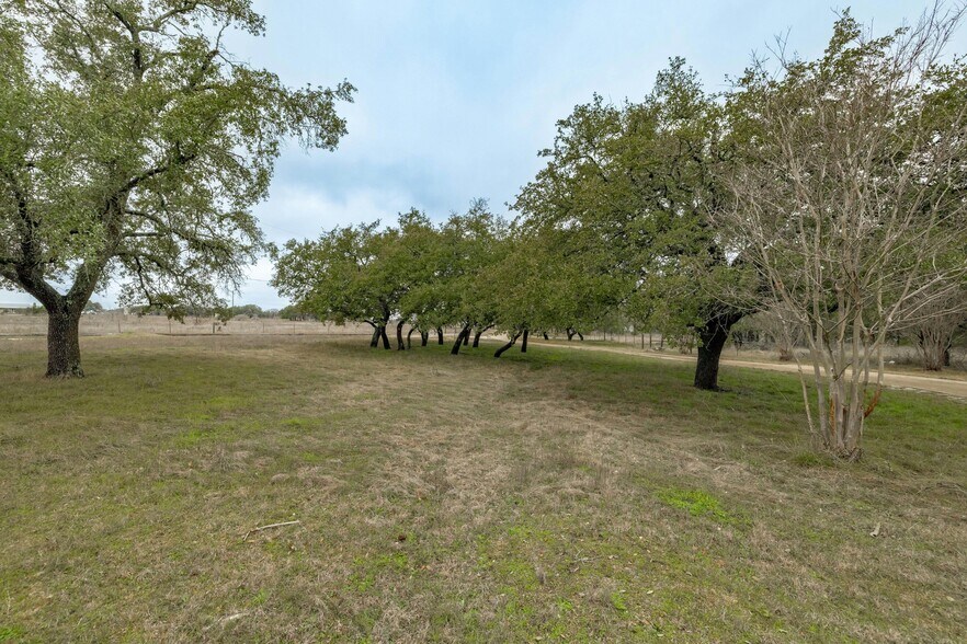 More Photos Of 233 Craigen Rd, Liberty Hill Land For Sale