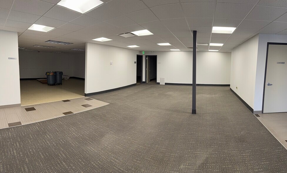 More Photos Of 5926 McIntyre St, Golden Office For Sale