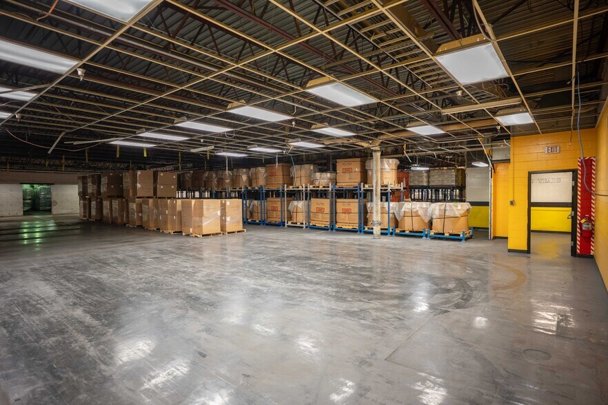 More Photos Of 1576 Arona Rd, Irwin Warehouse For Sale