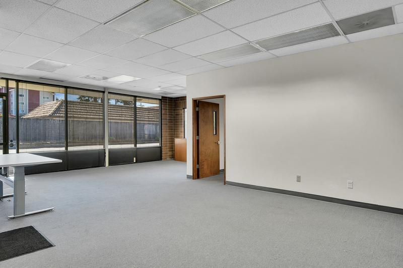 More Photos Of 18023 Highway 99, Lynnwood Office For Lease