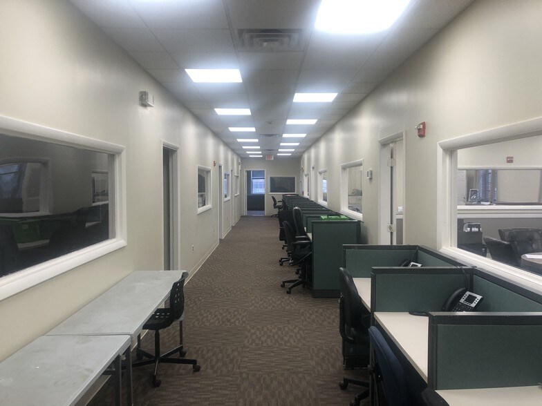 More Photos Of 3017-3023 Hempstead Tpke, Levittown Storefront Retail Office For Lease