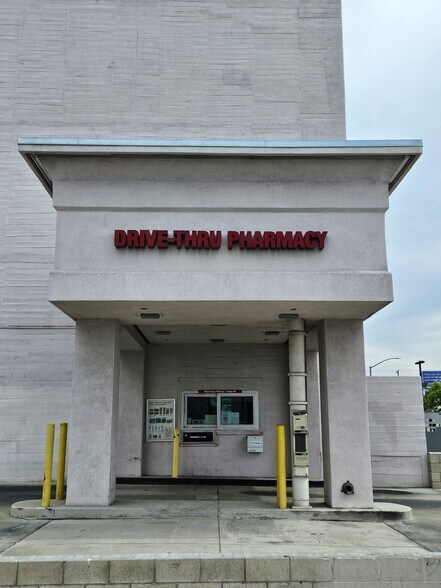 More Photos Of 909 S. Atlantic Blvd., Los Angeles Drugstore For Sale