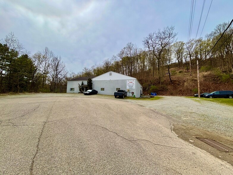Primary Photo Of 1422 Frey Road, Pittsburgh Warehouse For Sale