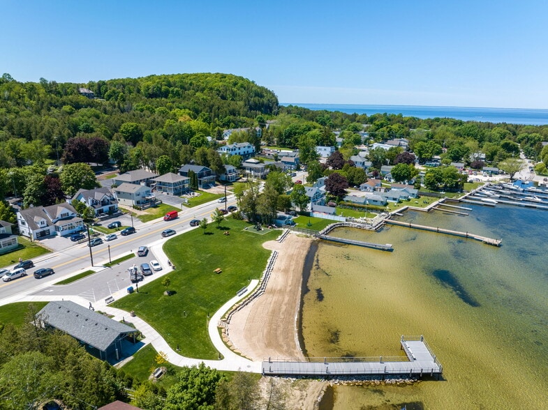 More Photos Of 4113 Main St, Fish Creek Storefront Retail Residential For Sale