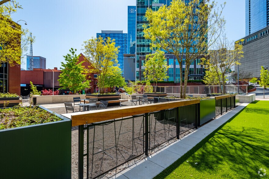 More Photos Of 333 Commerce St, Nashville Loft Creative Space For Lease