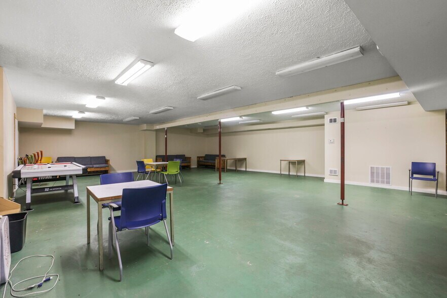 More Photos Of 5734 Durbin Rd, Bellville Specialty For Sale