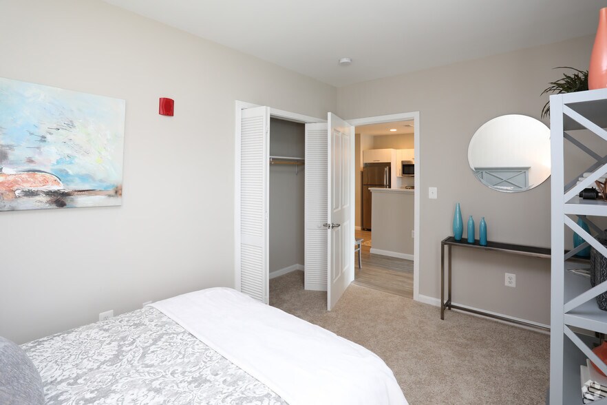 More Photos Of 100 Lara St, Manassas Park Apartments For Lease