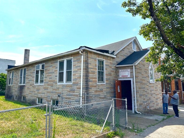 More Photos Of 3301 E Monument St, Baltimore Religious Facility For Sale