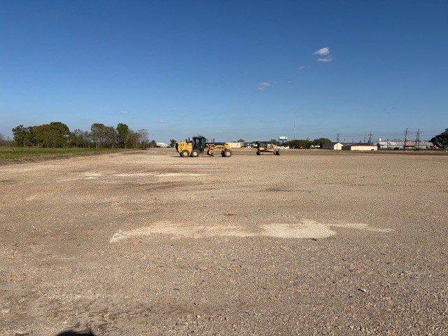More Photos Of 1534 US-190, Port Allen Industrial For Lease