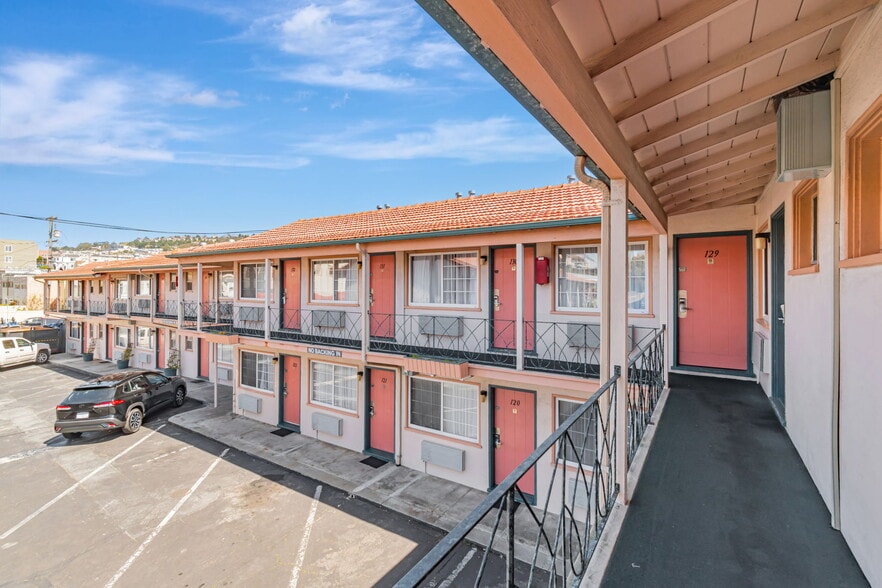 More Photos Of 7525 Mission St, Daly City Hotel For Sale