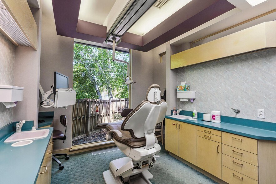 More Photos Of 1802 San Miguel Dr, Walnut Creek Medical For Sale