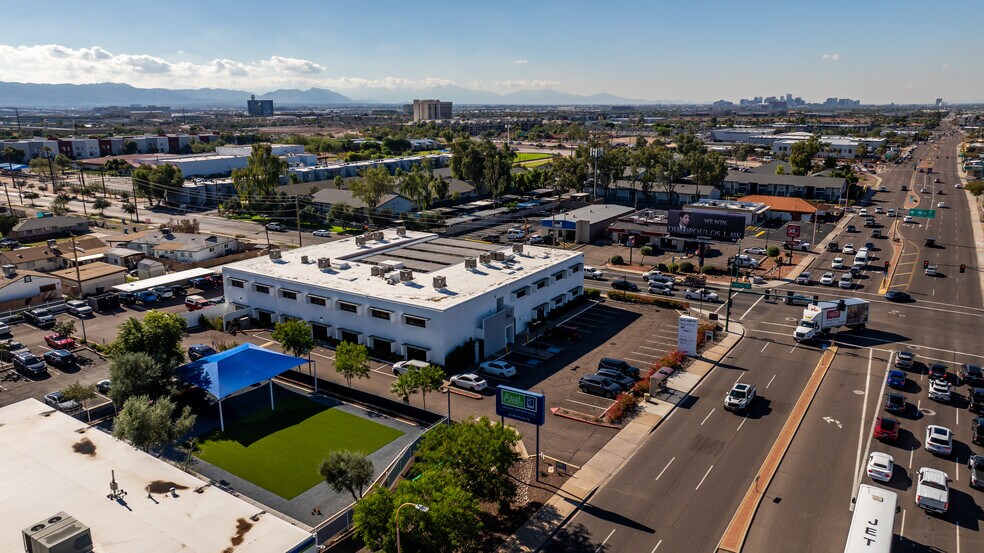 More Photos Of 4801 E McDowell Rd, Phoenix Medical For Sale