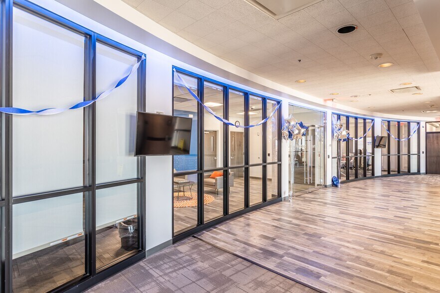 More Photos Of 765 Jefferson Rd, Rochester Medical For Lease