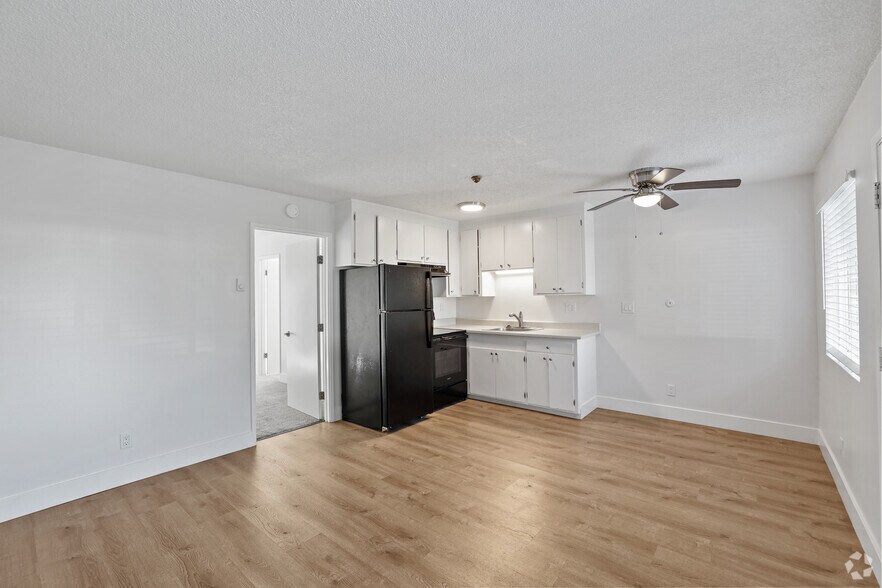 More Photos Of 7400 Bridgit Dr, Rohnert Park Apartments For Sale