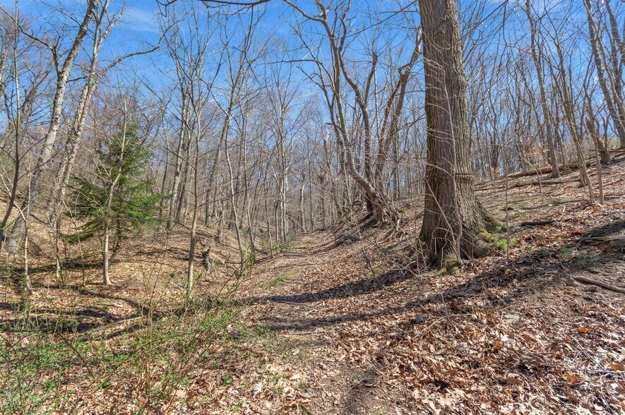 More Photos Of 0 Mt Nebo, Pittsburgh Land For Sale