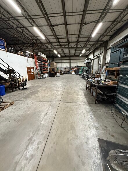 More Photos Of 10784 Satellite Blvd, Orlando Warehouse For Sale