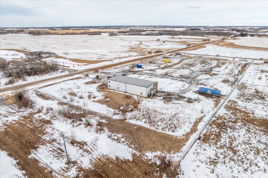 More Photos Of 51001 Range 192 rd, Tofield Industrial For Sale