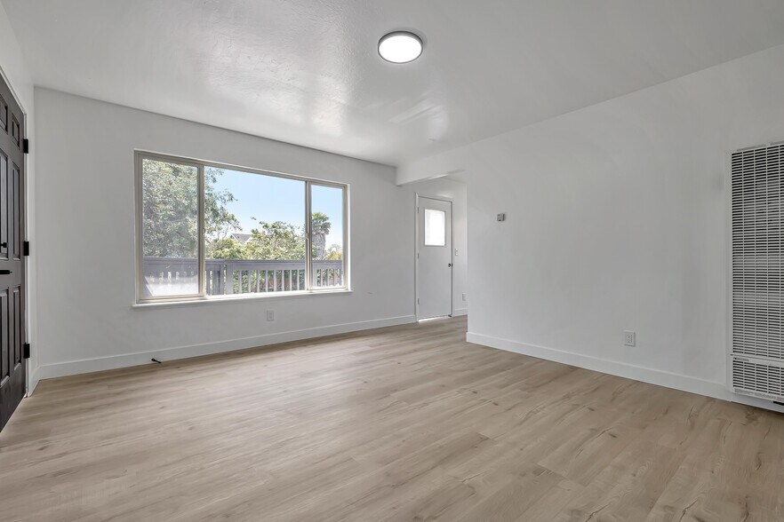More Photos Of 344 Pennsylvania Dr, Watsonville Apartments For Sale
