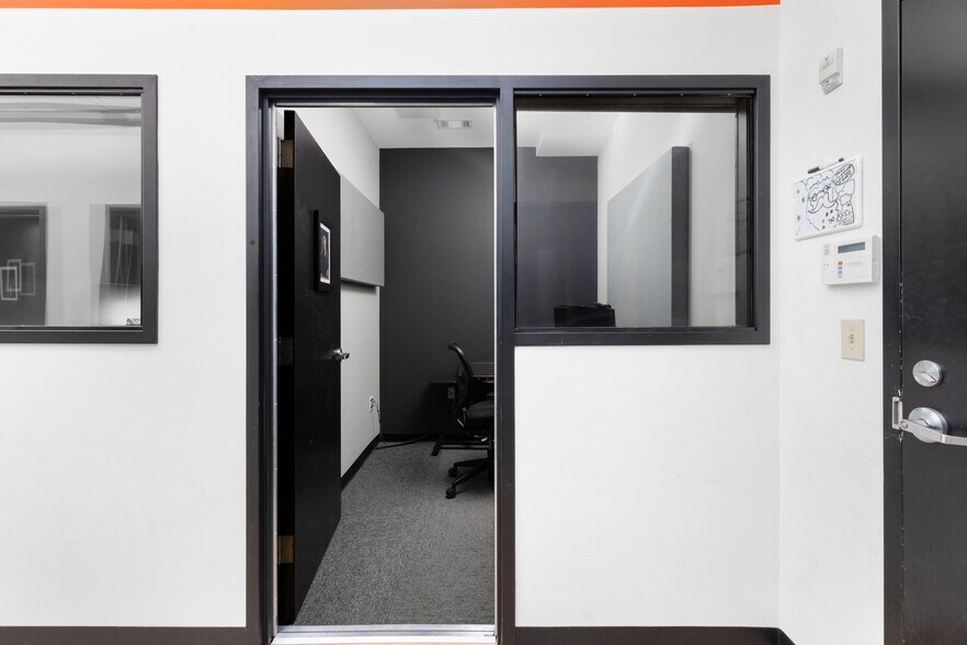 More Photos Of 934 Glenwood Ave SE, Atlanta Loft Creative Space For Sale