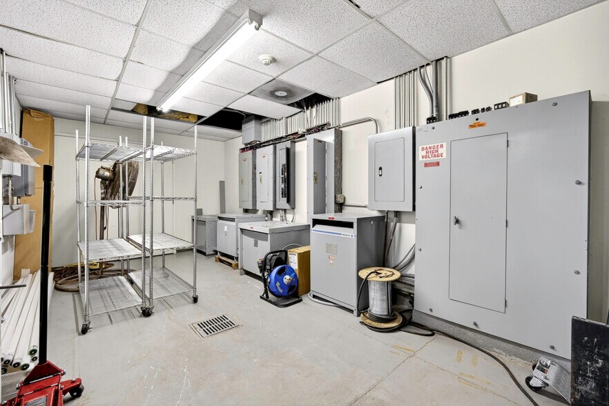 More Photos Of 1820 N Council Rd, Blanchard Food Processing For Sale