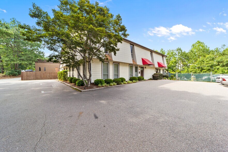 More Photos Of 2701 Rowland Rd, Raleigh Office For Lease