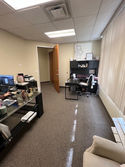 More Photos Of 5488 Reno Corporate Dr, Reno Medical For Lease