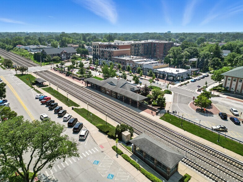 More Photos Of 32-34 W Burlington Ave, Westmont Office For Sale