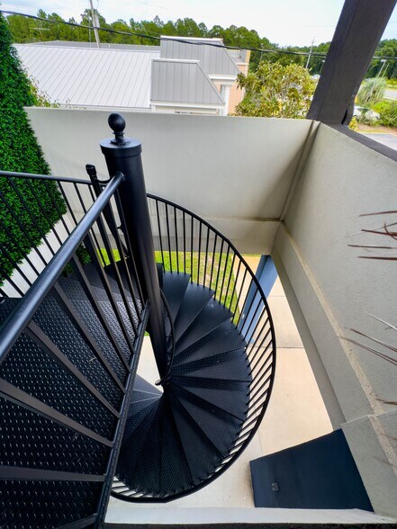 More Photos Of 12272 US Highway 98 W, Miramar Beach Office For Sale