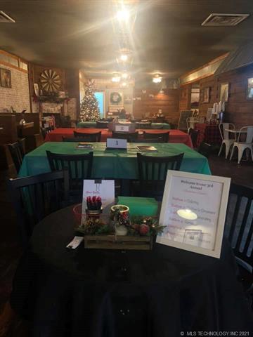 More Photos Of 117 S Franklin St, Colbert Restaurant For Sale