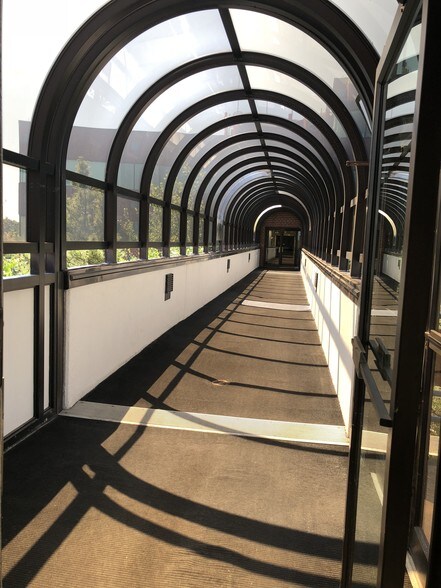 More Photos Of 999 Broadway, Saugus Office For Lease