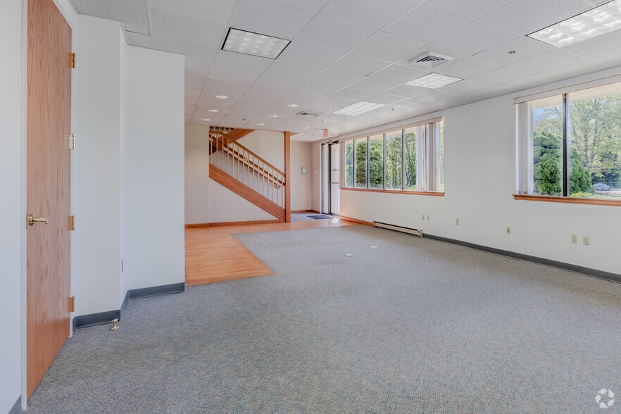 More Photos Of 839 Marshall Phelps Rd, Windsor Loft Creative Space For Sale