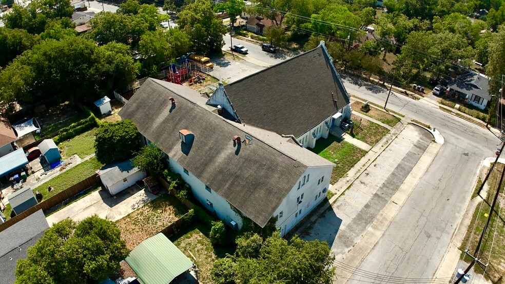 More Photos Of 507 E Mayfield Blvd, San Antonio Religious Facility For Sale