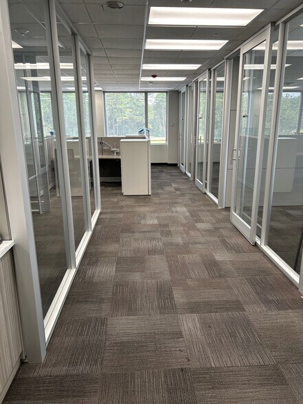 More Photos Of 1210 Premier Dr, Chattanooga Office For Sale