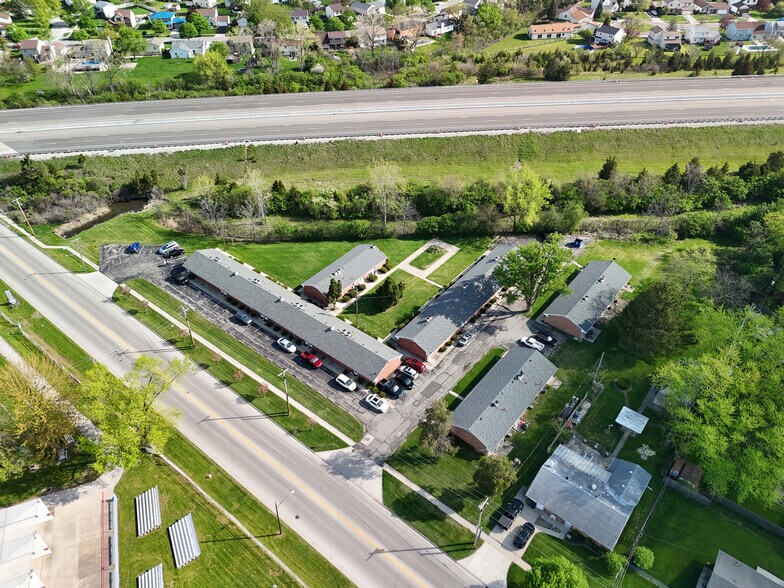 Primary Photo Of 1650 Michigan Ave, Maumee Apartments For Sale