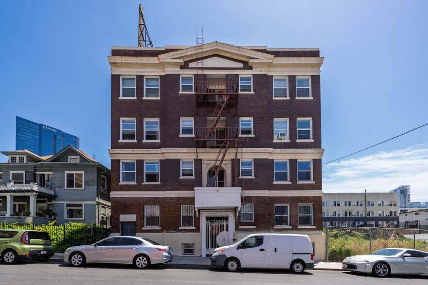 More Photos Of 722 Hartford Ave, Los Angeles Apartments For Sale