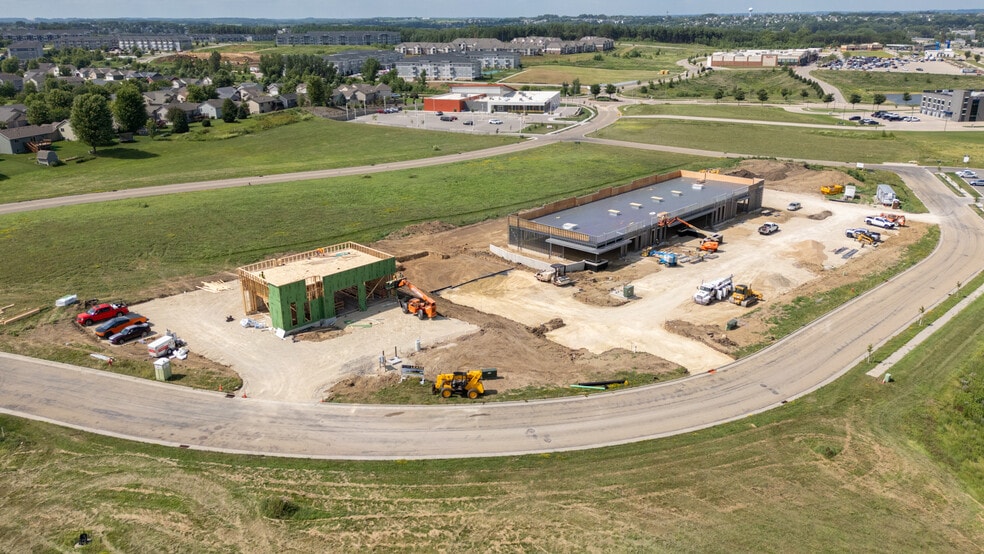 More Photos Of 3629 Sarah Pl NW, Rochester Storefront Retail Office For Lease