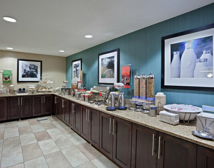 More Photos Of 101 Sodrac Dr, North Sioux City Hotel For Sale
