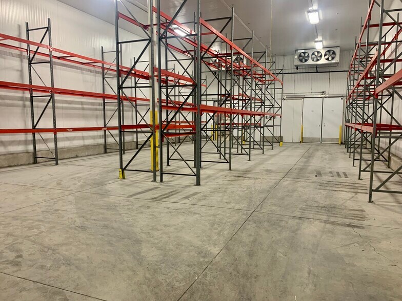 More Photos Of 910 Progress Dr, Richmond Industrial For Lease
