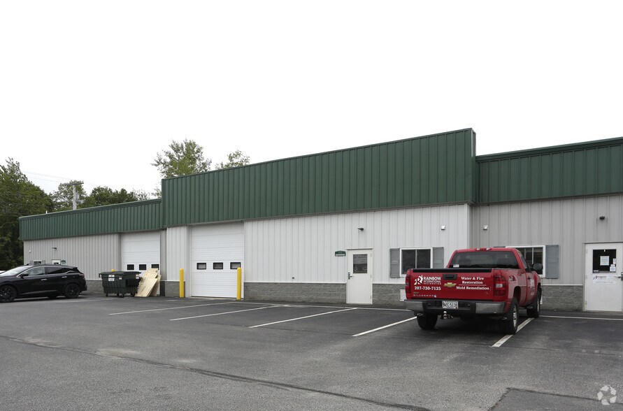 More Photos Of 2 Lincoln Ave, Scarborough Warehouse For Sale